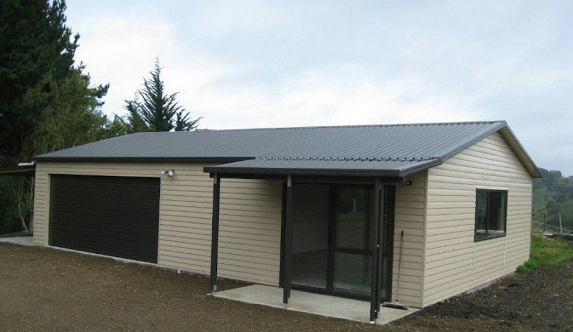 Large Garages & Extra Spaces Buildings Versatile